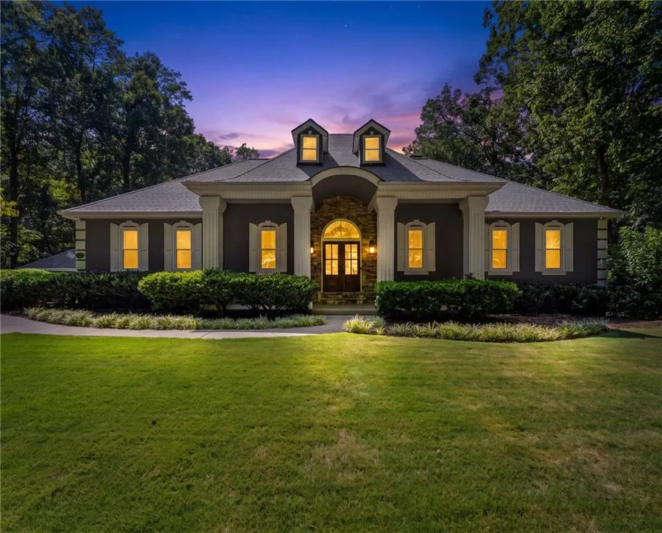 5725 Ash Drive Cumming, GA 30040