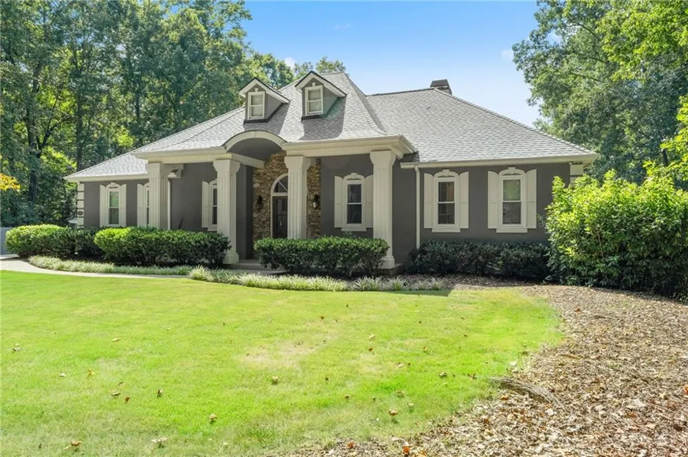 5725 Ash Drive Cumming, GA 30040