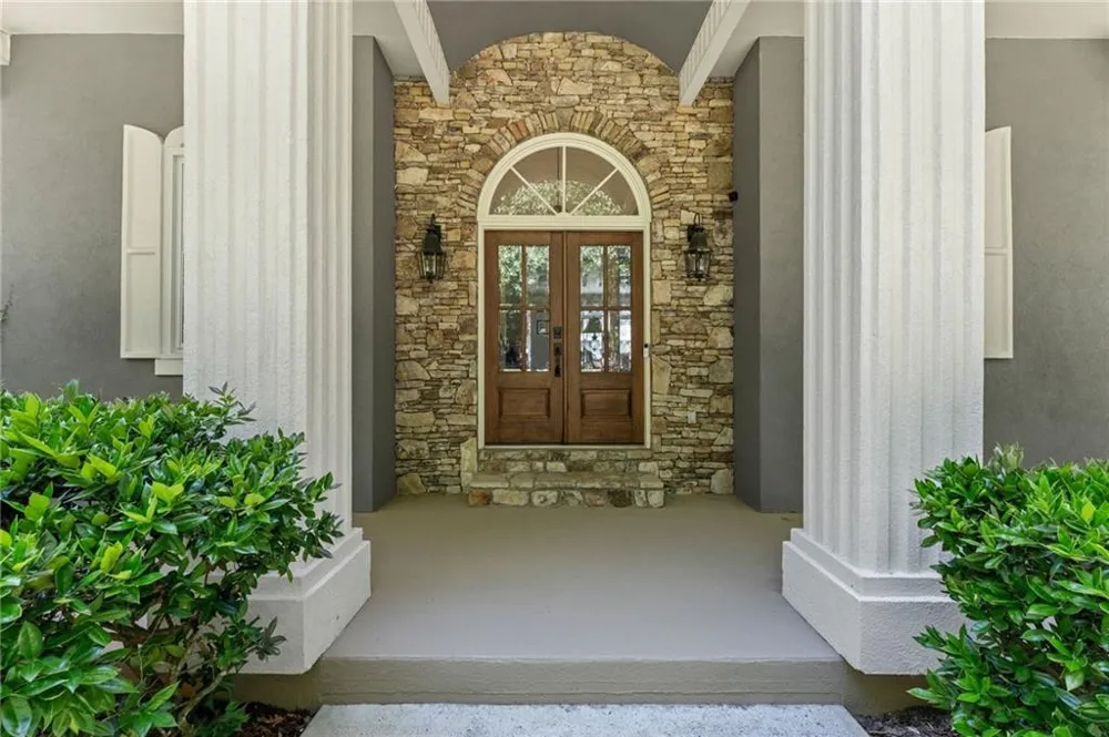 5725 Ash Drive Cumming, GA 30040