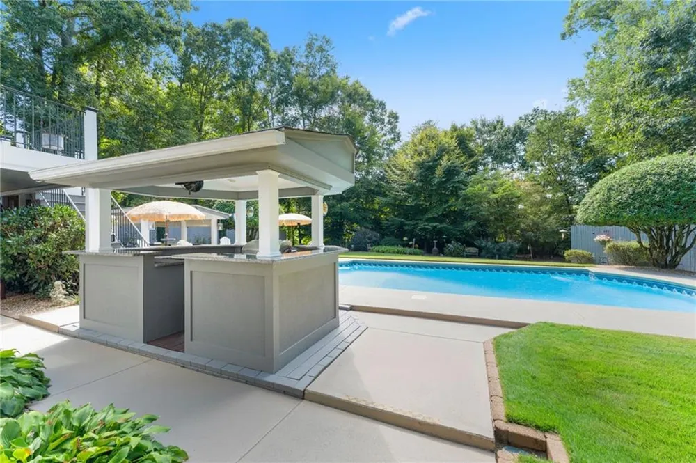 5725 Ash Drive Cumming, GA 30040
