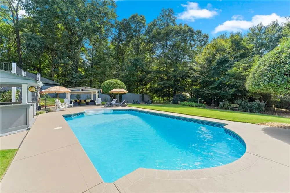 5725 Ash Drive Cumming, GA 30040