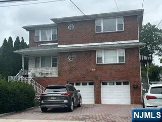 417 2nd Street 2nd Floor