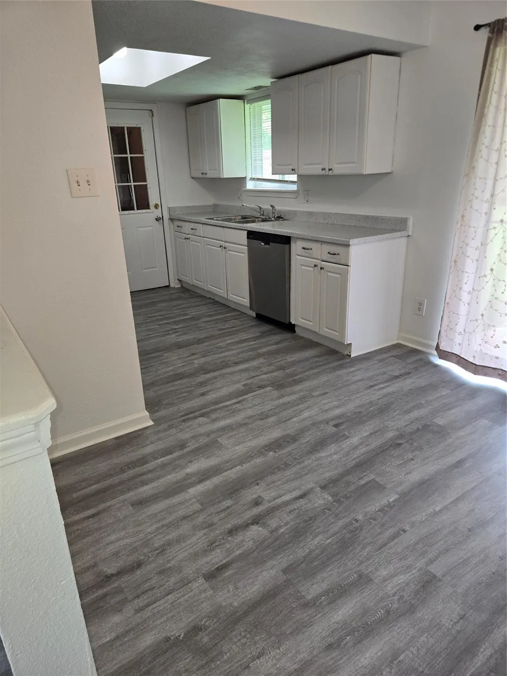 7119 Pittswood Lane Houston, TX 77016