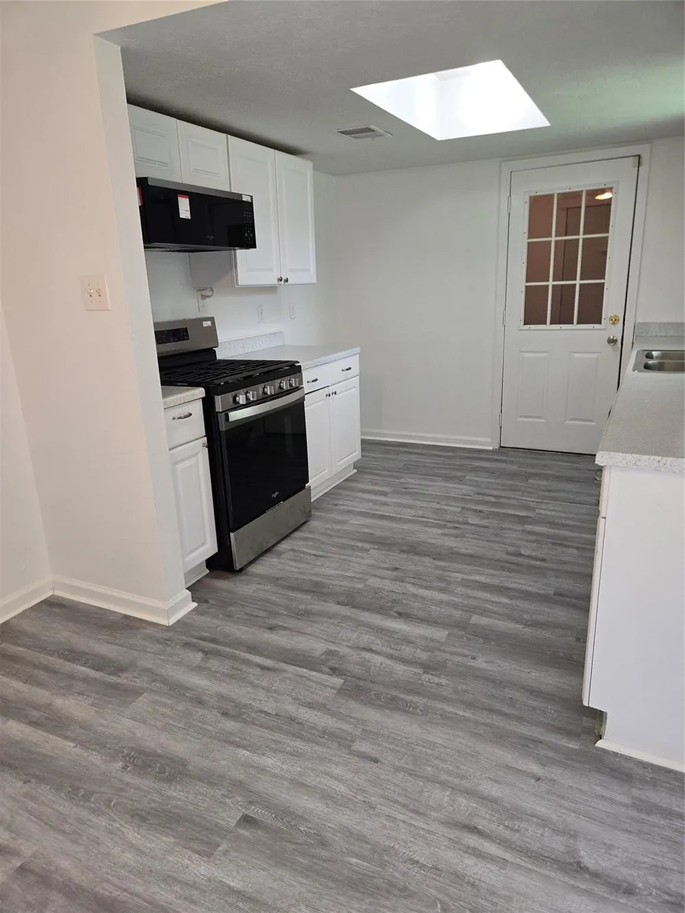 7119 Pittswood Lane Houston, TX 77016