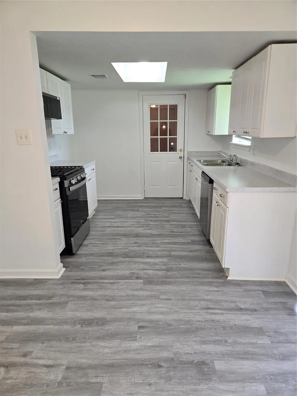 7119 Pittswood Lane Houston, TX 77016