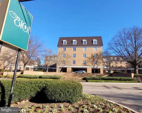 8101 CONNECTICUT AVENUE #N-610