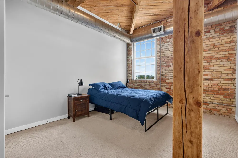 940 Monroe Avenue NW #462 Grand Rapids, MI 49503