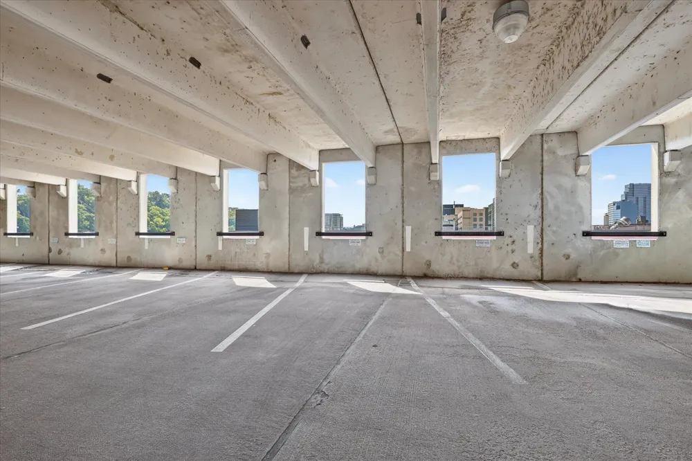 940 Monroe Avenue NW #462 Grand Rapids, MI 49503