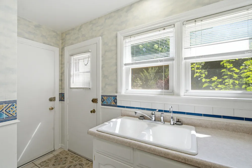 1130 Fletcher Avenue Kalamazoo, MI 49006