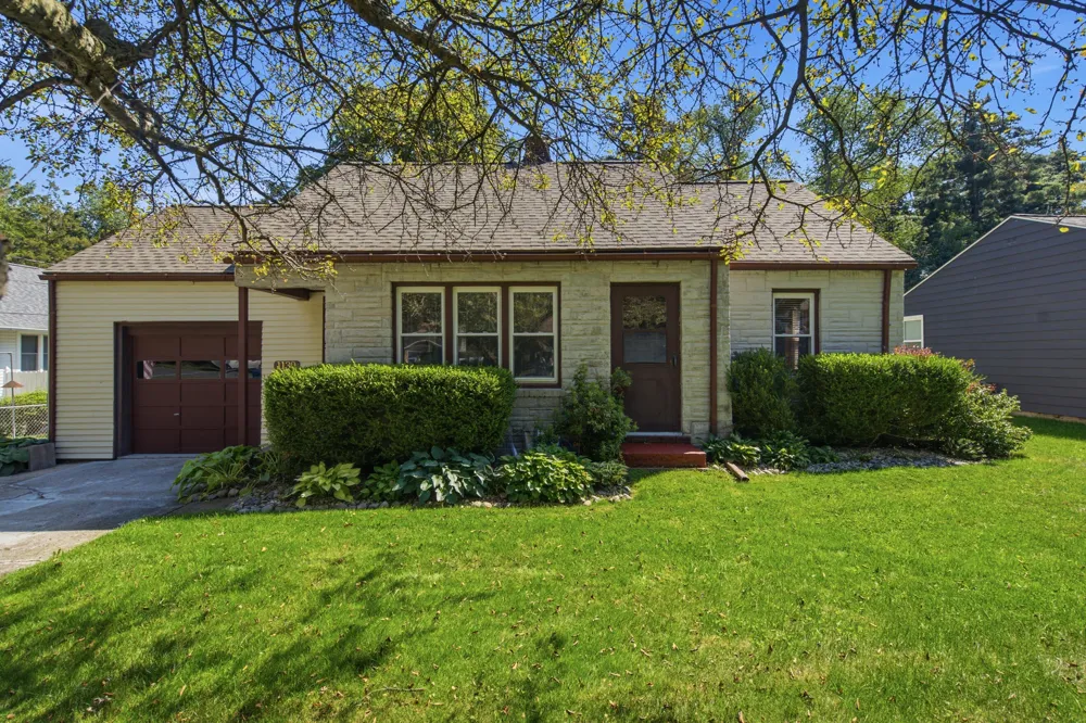 1130 Fletcher Avenue Kalamazoo, MI 49006