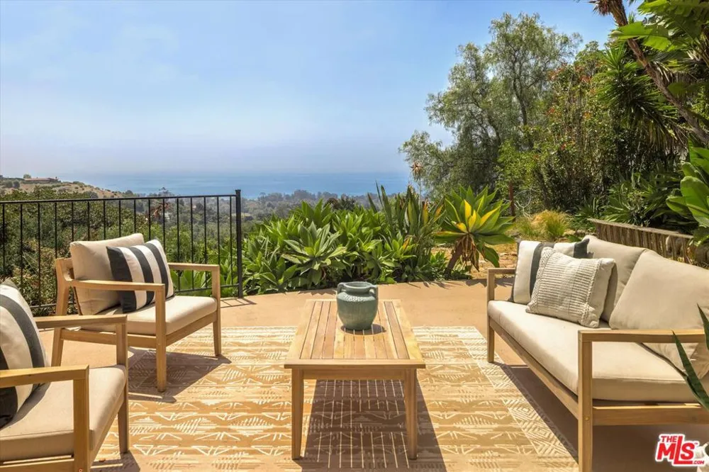 2745 Torito Road Santa Barbara, CA 93108