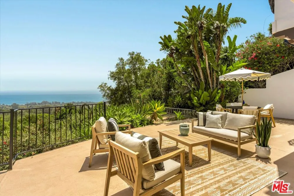 2745 Torito Road Santa Barbara, CA 93108