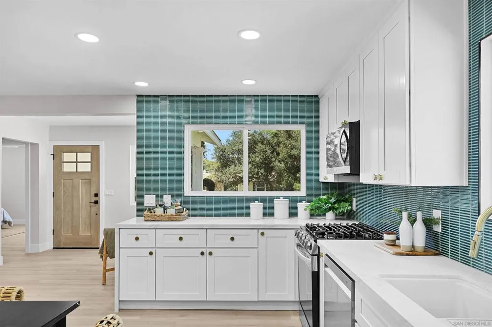 316 S Ditmar Oceanside, CA 92054