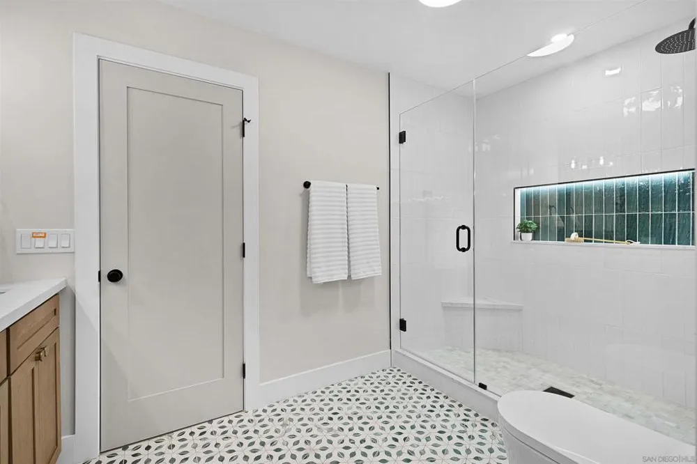 316 S Ditmar Oceanside, CA 92054