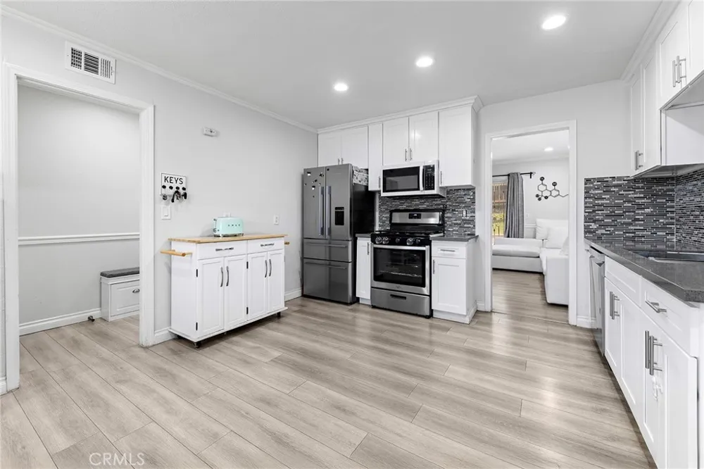 21127 E Cypress Street Covina, CA 91724