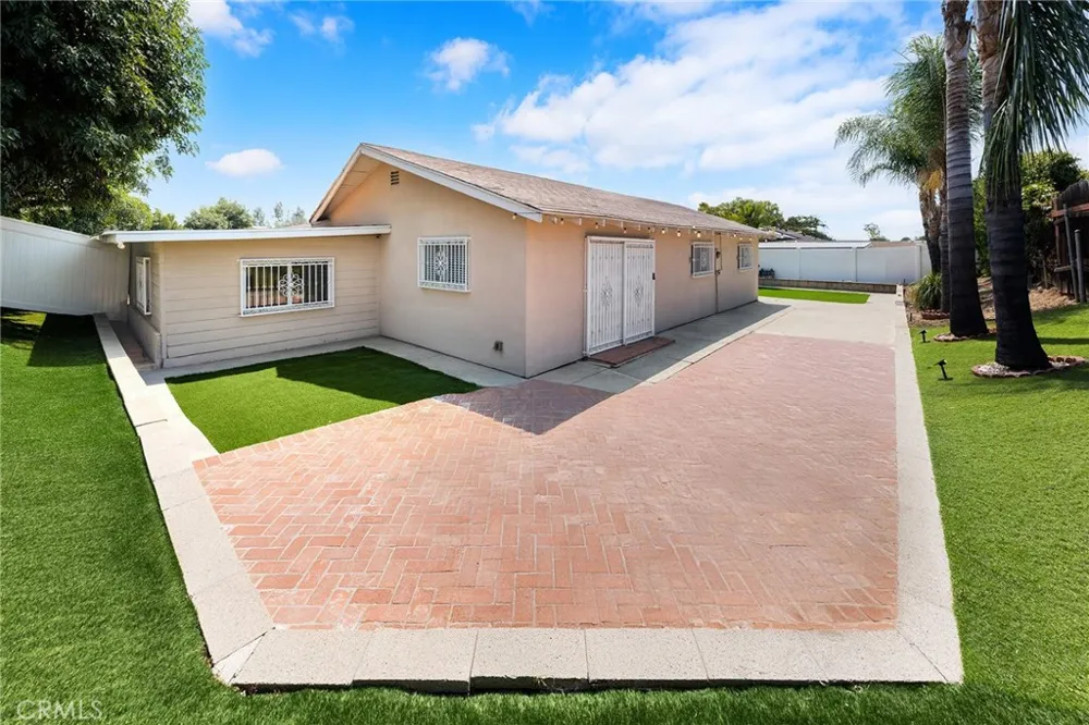 21127 E Cypress Street Covina, CA 91724