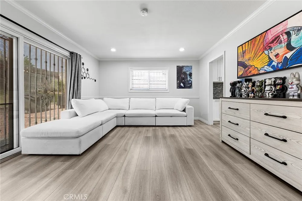 21127 E Cypress Street Covina, CA 91724