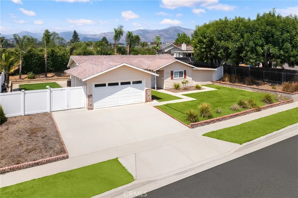 21127 E Cypress Street Covina, CA 91724