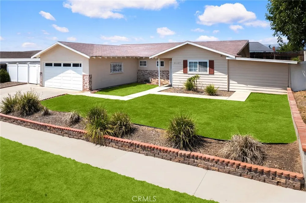 21127 E Cypress Street Covina, CA 91724