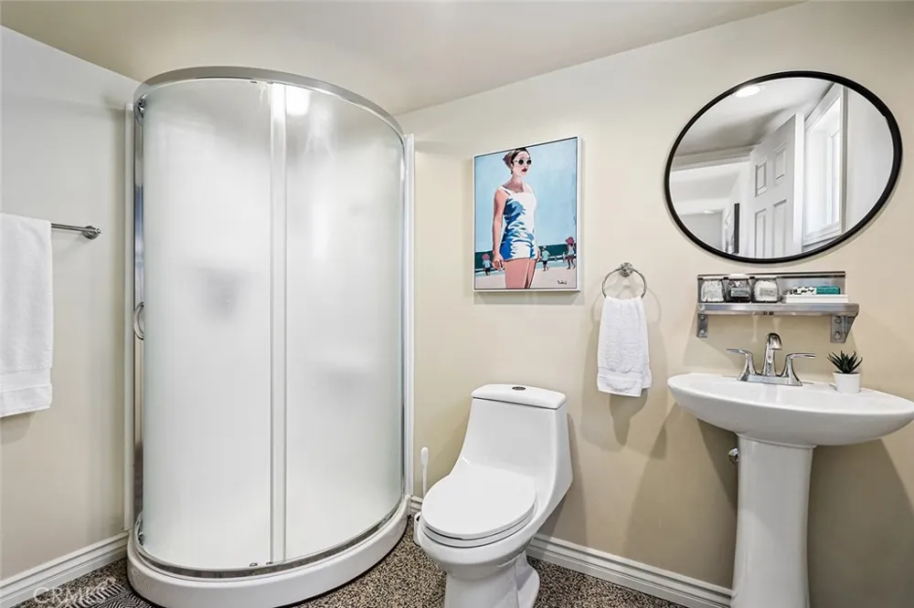 910 Firmona Avenue Redondo Beach, CA 90278
