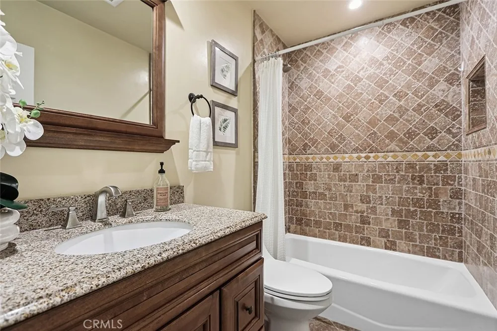 910 Firmona Avenue Redondo Beach, CA 90278