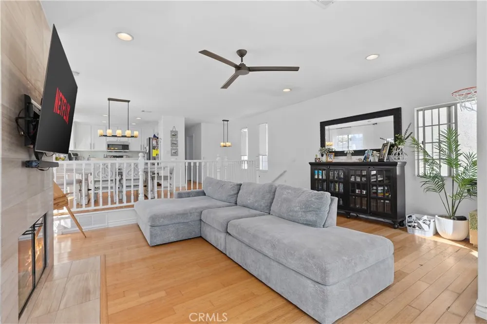 2911 S Pacific San Pedro, CA 90731