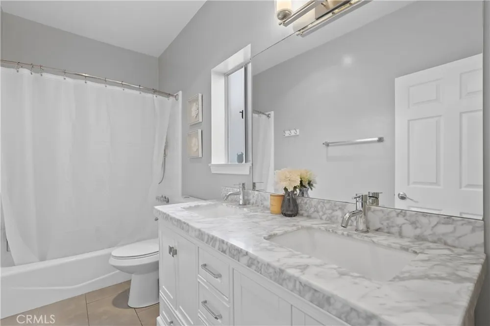 2911 S Pacific San Pedro, CA 90731