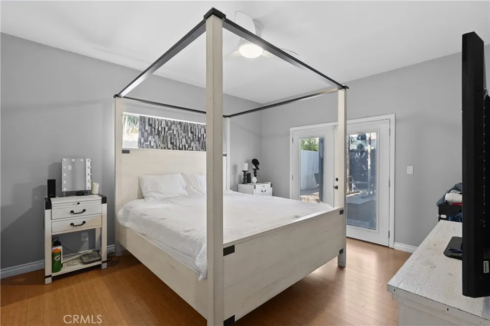 2911 S Pacific San Pedro, CA 90731