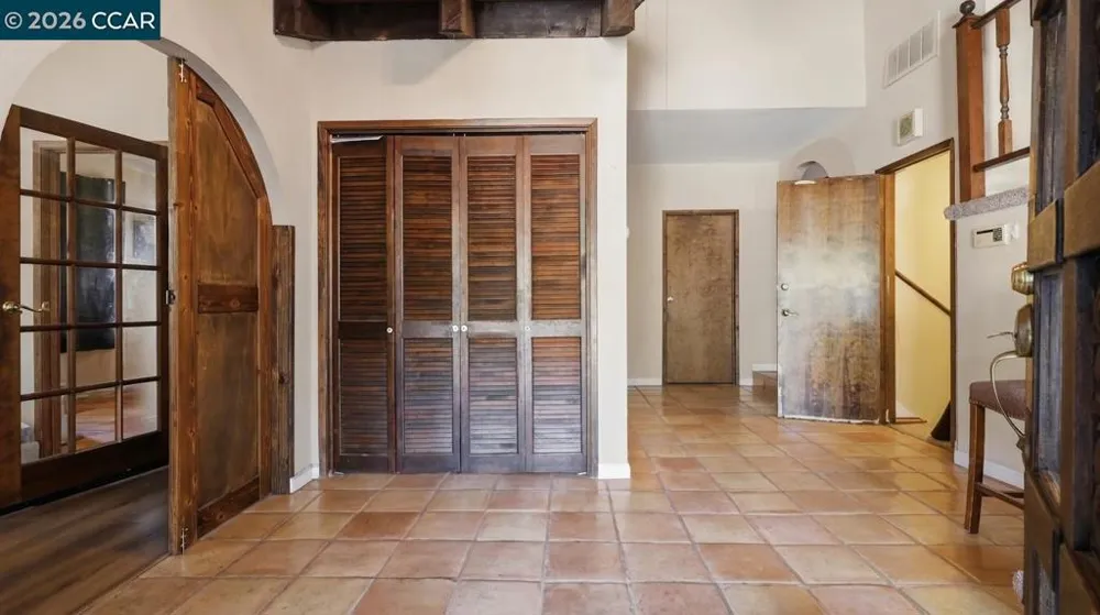 619 Shaddick Dr Antioch, CA 94509