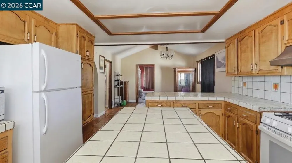 619 Shaddick Dr Antioch, CA 94509