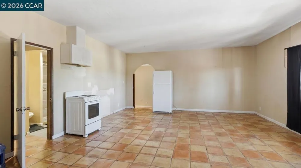 619 Shaddick Dr Antioch, CA 94509