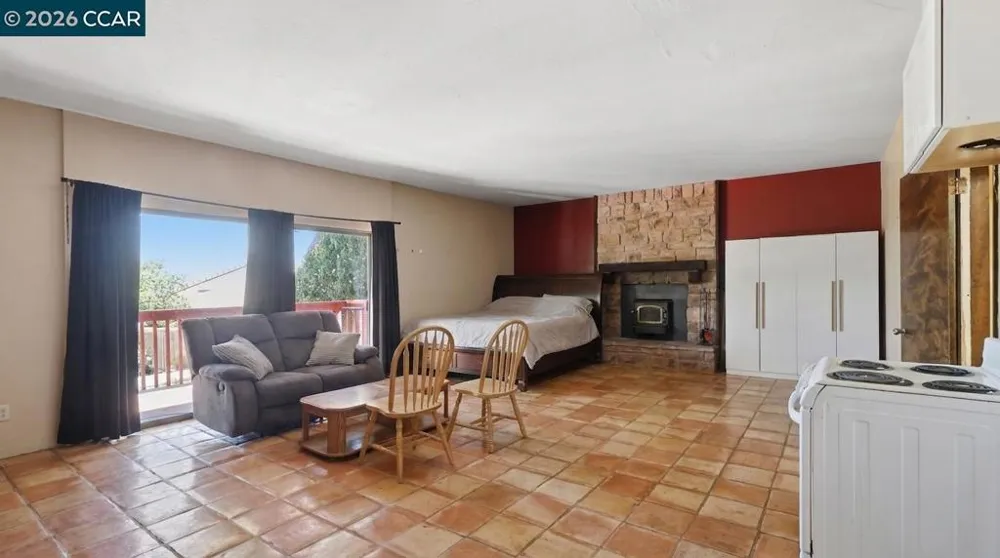 619 Shaddick Dr Antioch, CA 94509