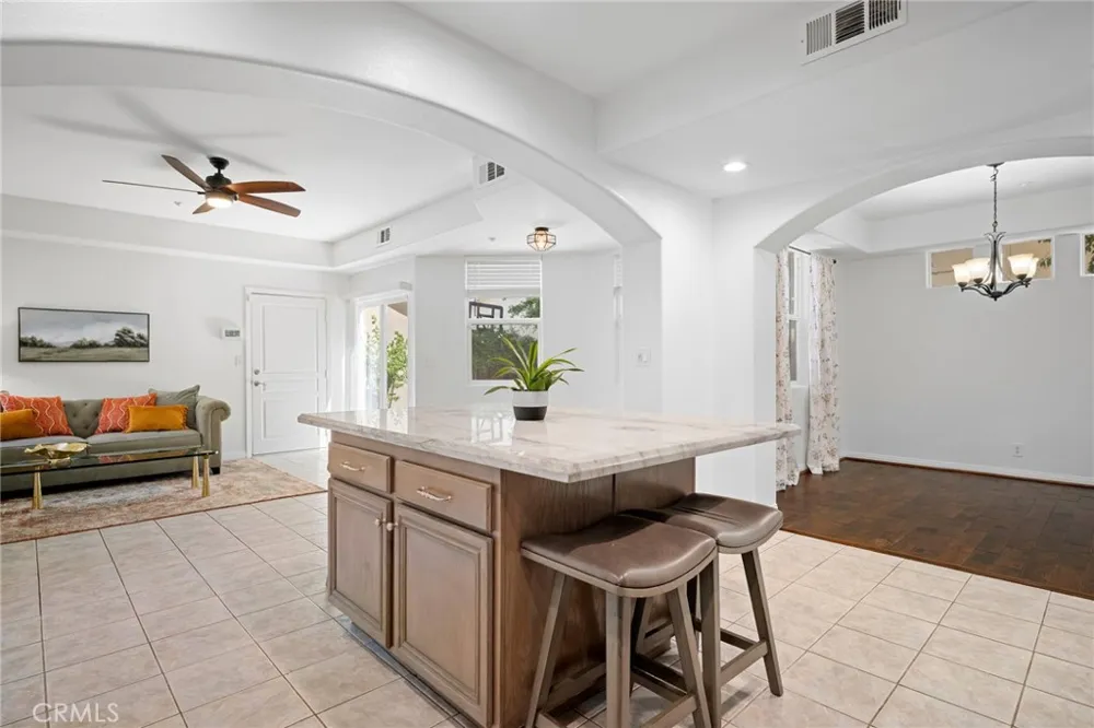 7101 Oso Avenue #14 Winnetka, CA 91306