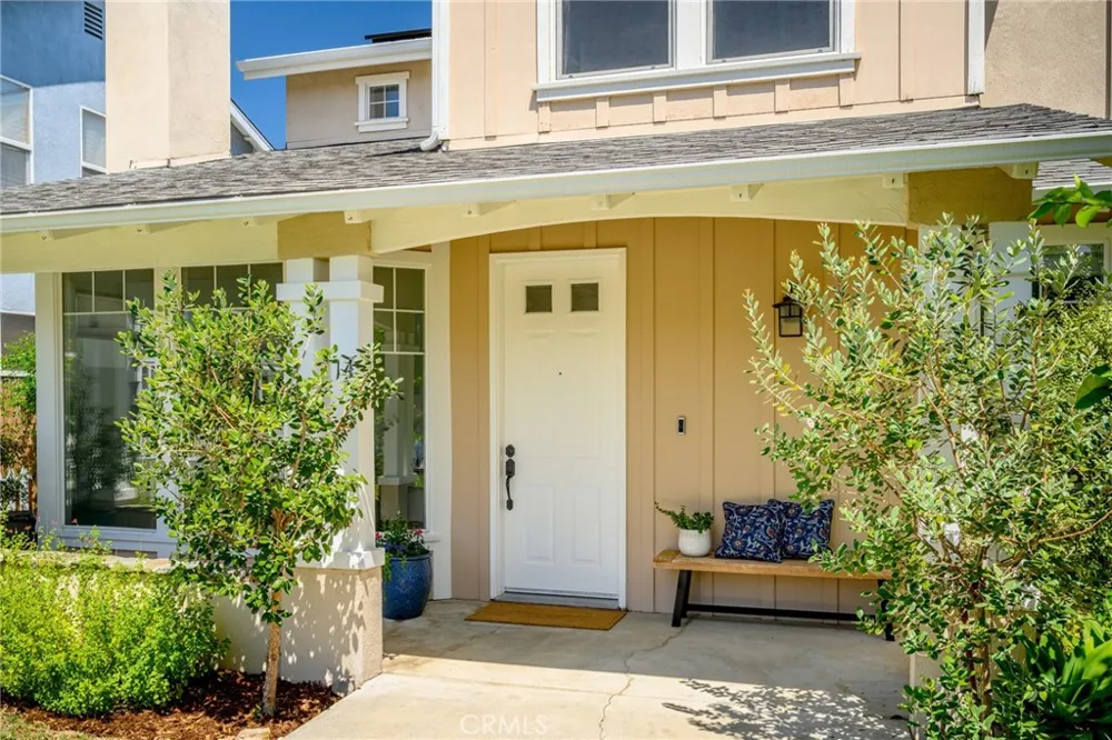 7101 Oso Avenue #14 Winnetka, CA 91306