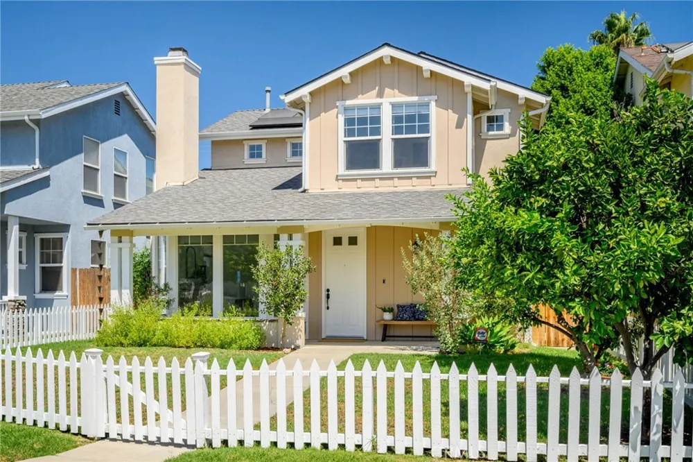 7101 Oso Avenue #14 Winnetka, CA 91306