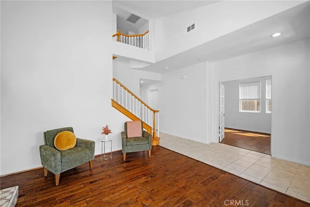 7101 Oso Avenue #14 Winnetka, CA 91306