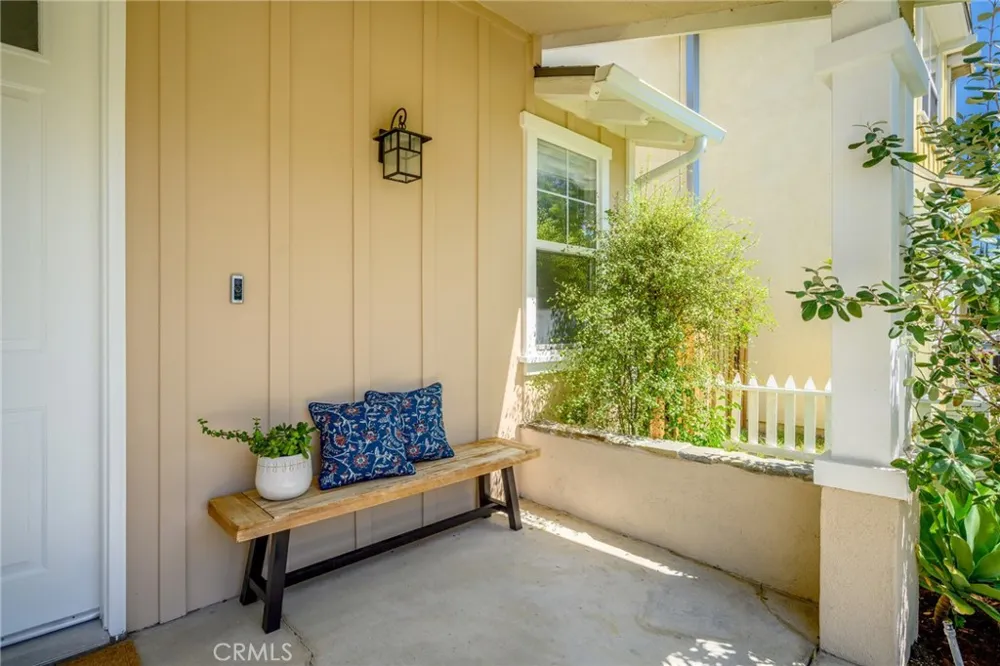 7101 Oso Avenue #14 Winnetka, CA 91306
