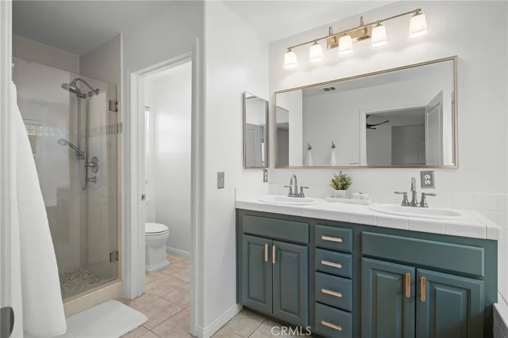 7101 Oso Avenue #14 Winnetka, CA 91306