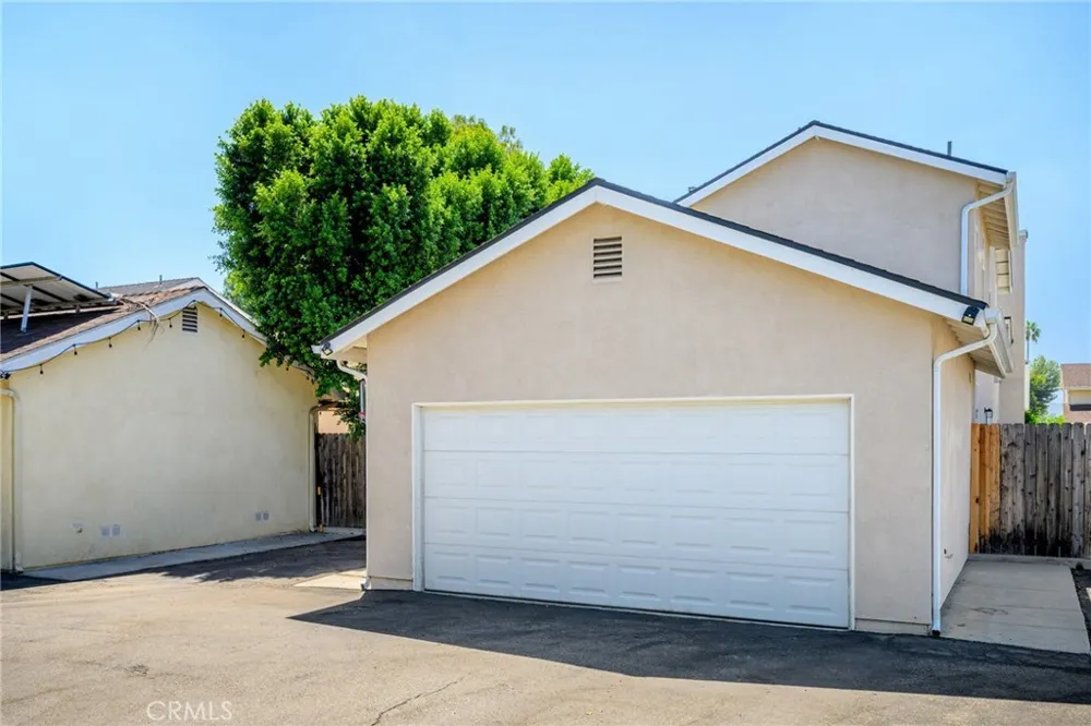 7101 Oso Avenue #14 Winnetka, CA 91306