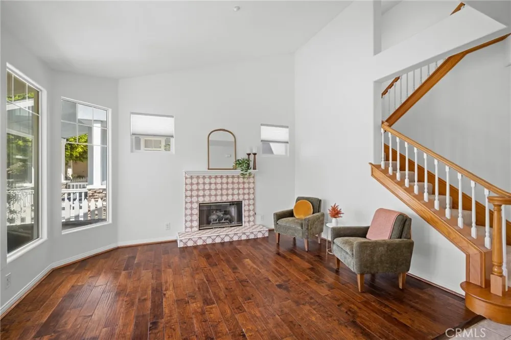 7101 Oso Avenue #14 Winnetka, CA 91306