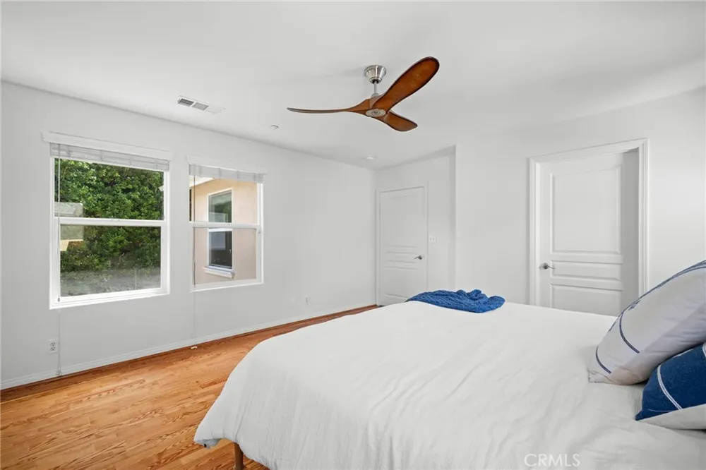 7101 Oso Avenue #14 Winnetka, CA 91306