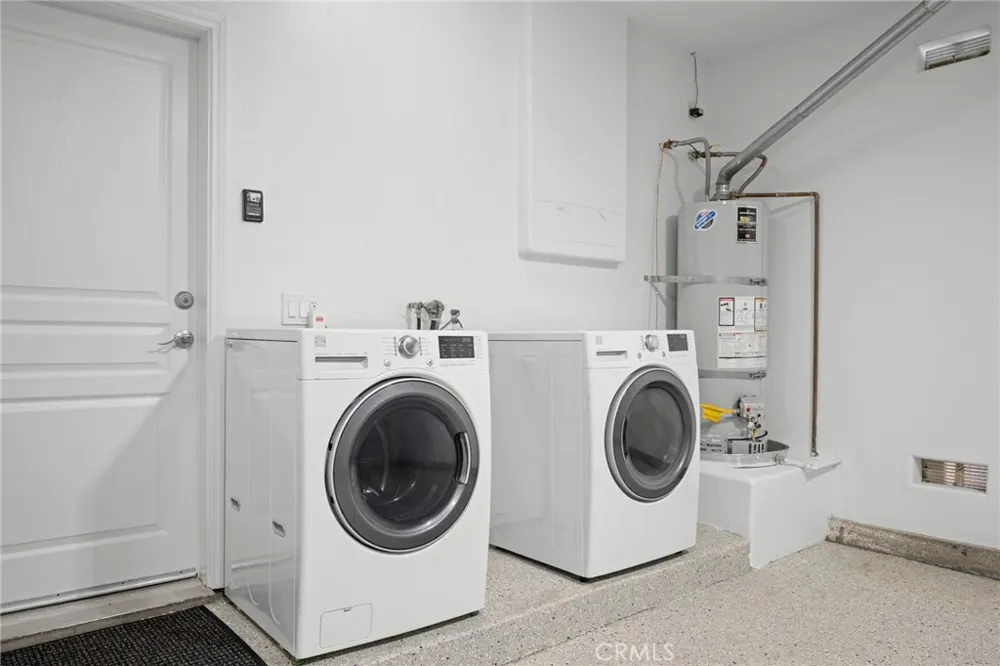 7101 Oso Avenue #14 Winnetka, CA 91306