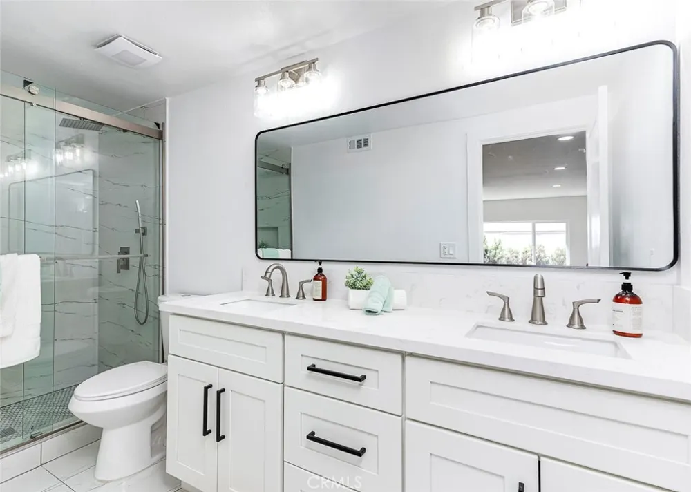 9220 Whitney Cypress, CA 90630