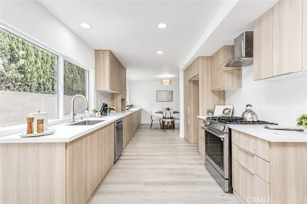 9220 Whitney Cypress, CA 90630