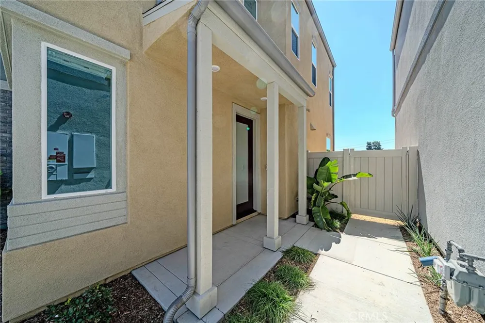 1016 Citron Rd. Fullerton, CA 92835
