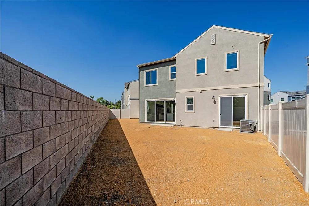 1002 Citron Fullerton, CA 92835