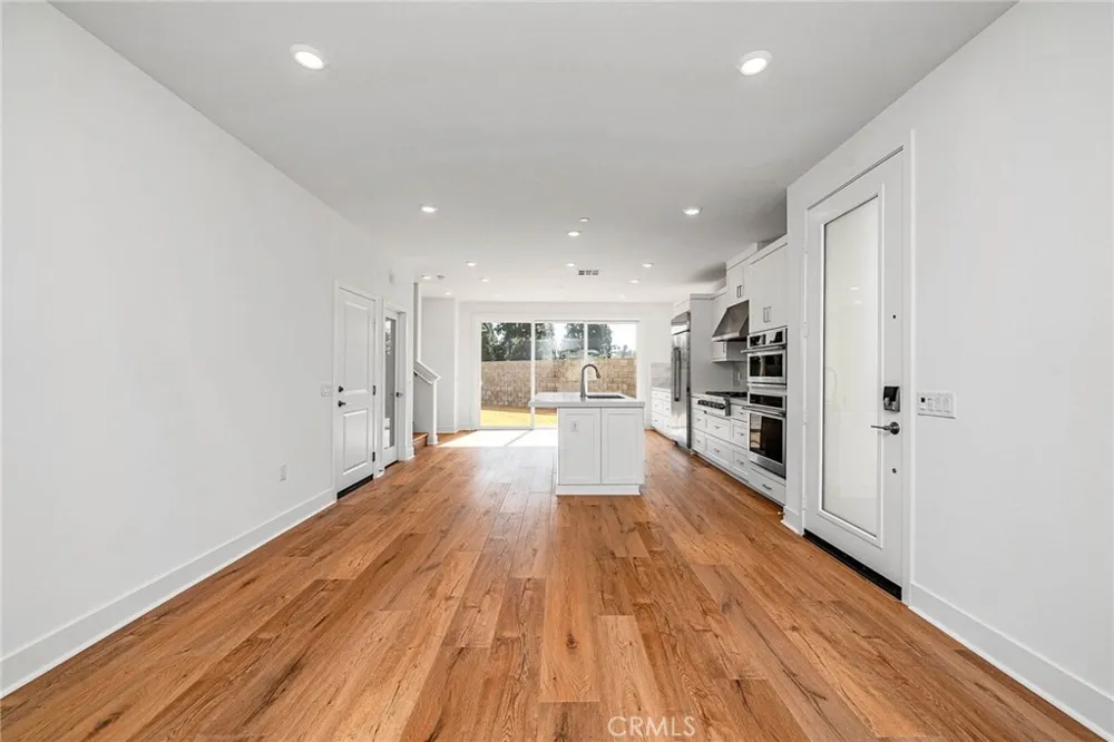 1002 Citron Fullerton, CA 92835