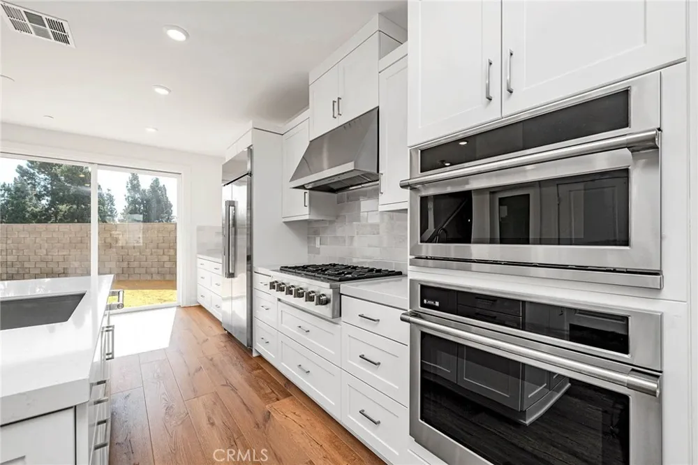 1002 Citron Fullerton, CA 92835