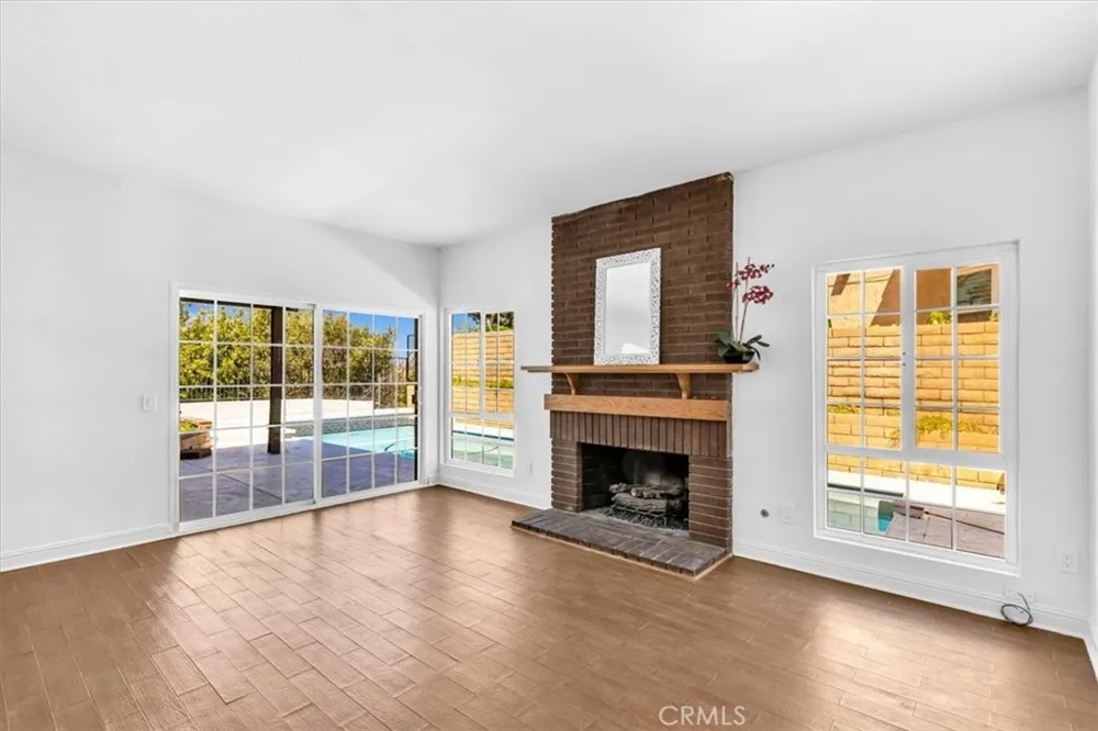 3315 Hawkwood Diamond Bar, CA 91765