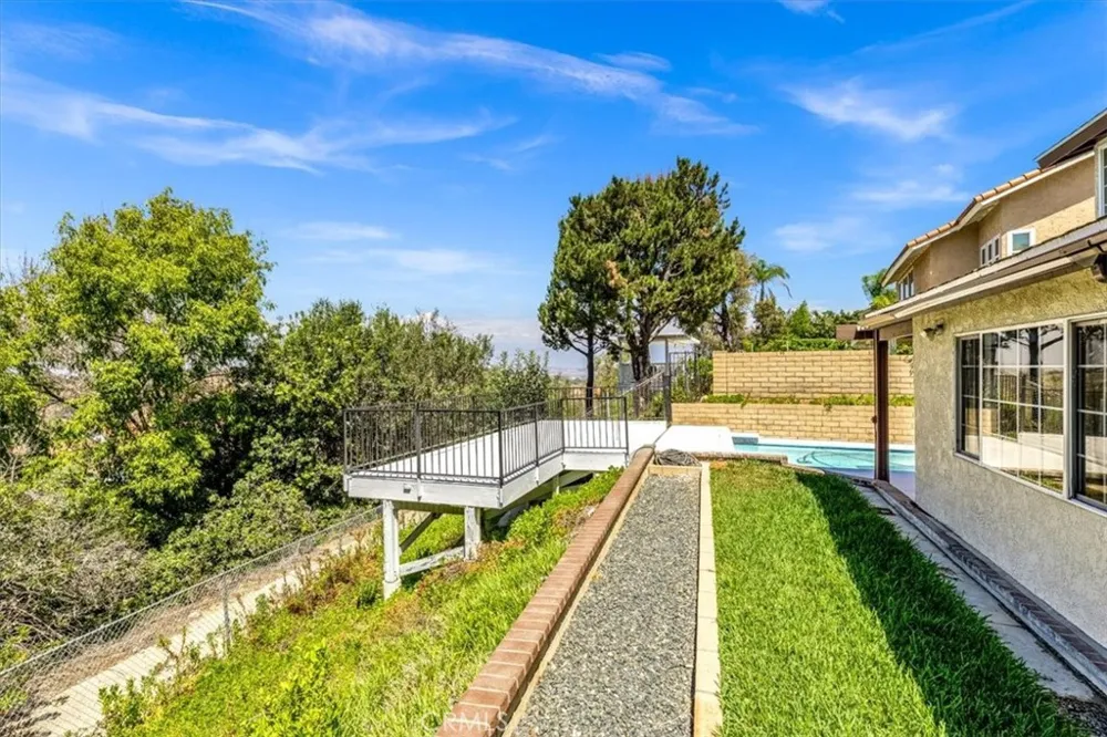3315 Hawkwood Diamond Bar, CA 91765